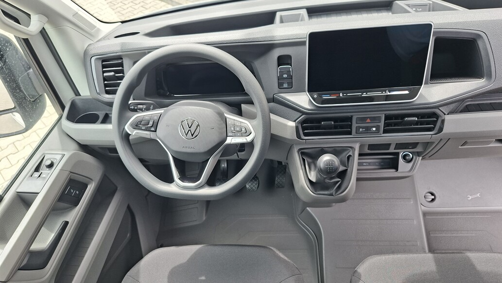 Volkswagen užitkové Crafter, SR