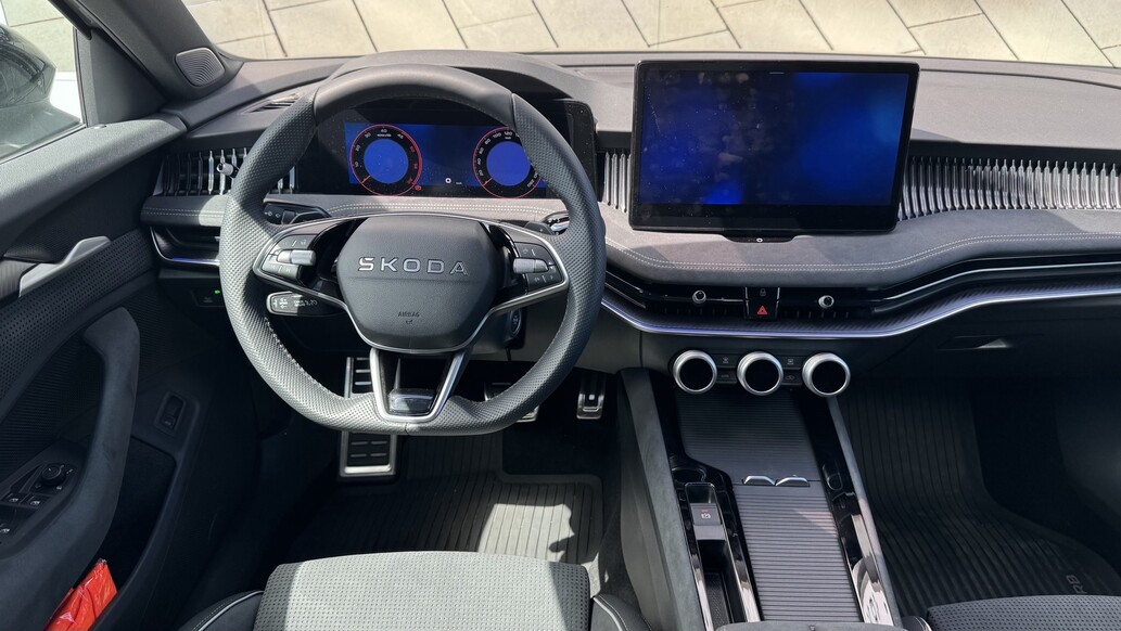 Škoda Superb, Sportline