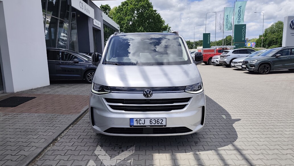 Volkswagen užitkov&eacute; Caravelle, Life KR