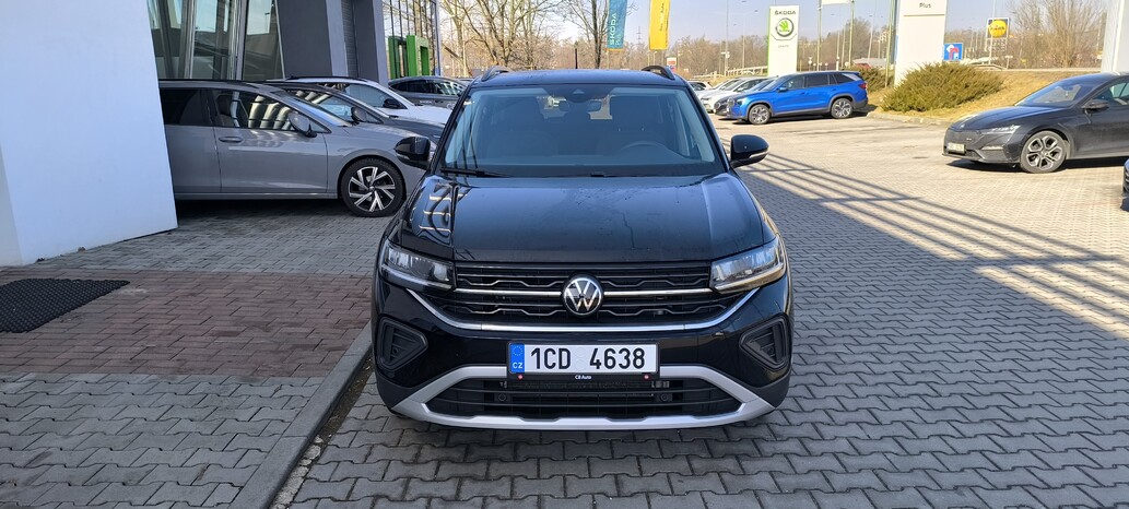 Volkswagen T-Cross, People