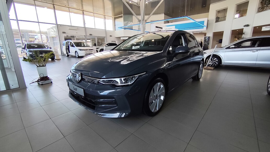 Volkswagen Golf, People