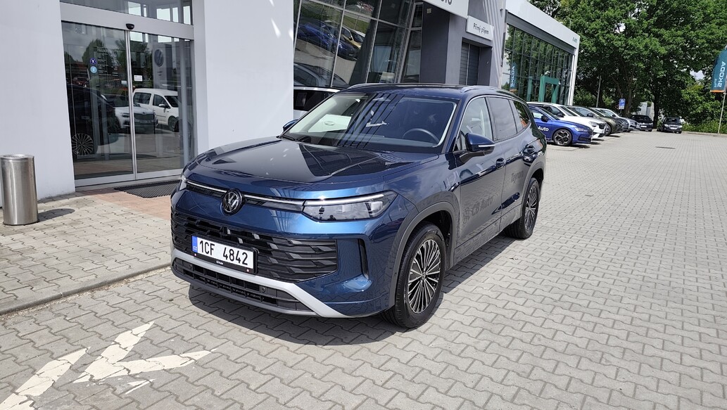 Volkswagen Tayron, People