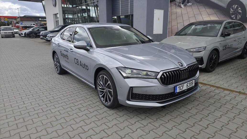 &Scaron;koda Superb, L&K