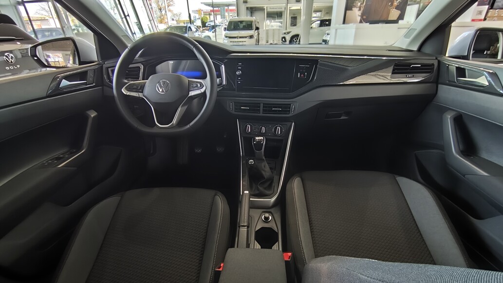 Volkswagen Polo, People