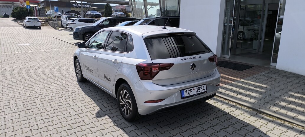 Volkswagen Polo, People