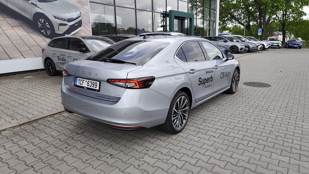 Škoda Superb, L&K