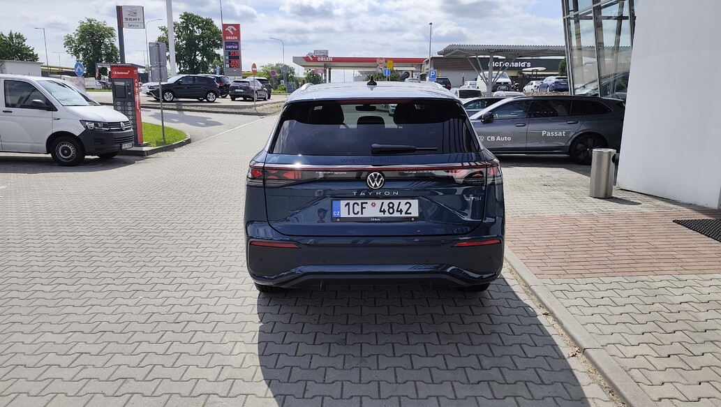 Volkswagen Tayron, People