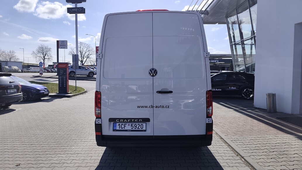Volkswagen užitkové Crafter, skříň 35 SR