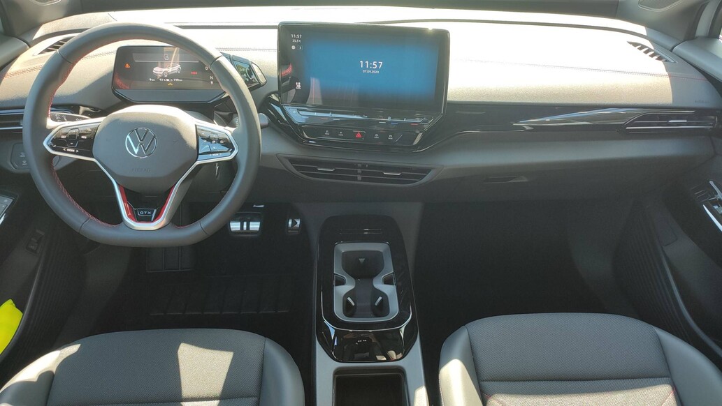 Volkswagen ID.5 GTX 220 kW, kap. 77 kWh, 4MOT