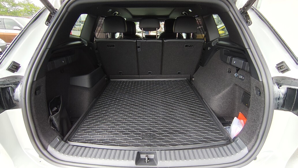 Volkswagen Tayron, R-Line People