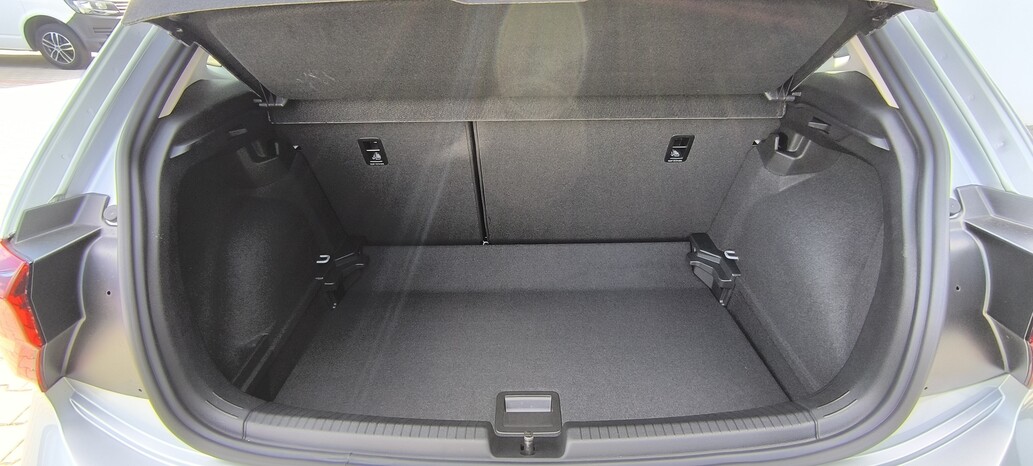 Volkswagen Polo, People