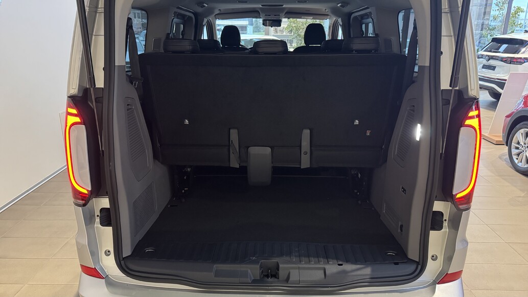 Volkswagen užitkové Caravelle, Style KR