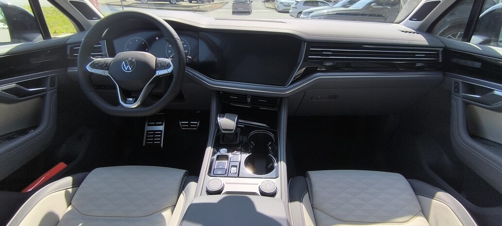 Volkswagen Touareg, R-Line