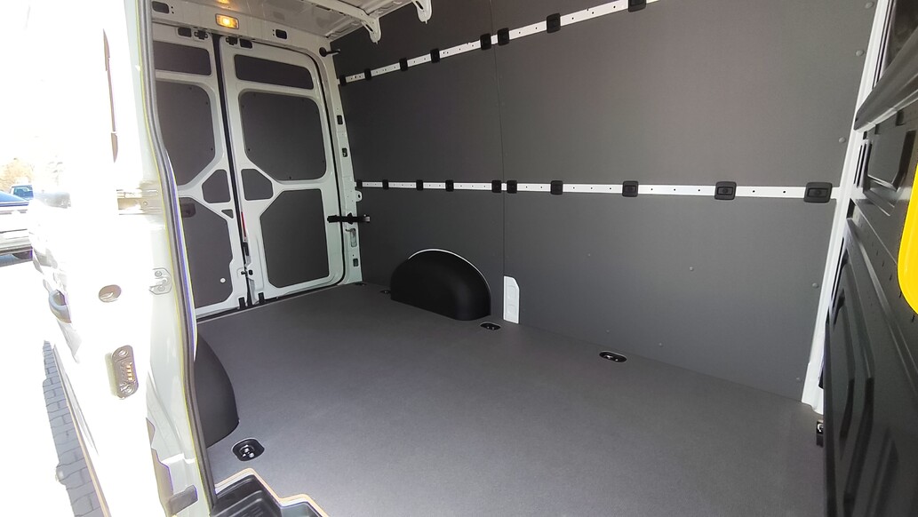 Volkswagen užitkové Crafter, skříň 35 SR