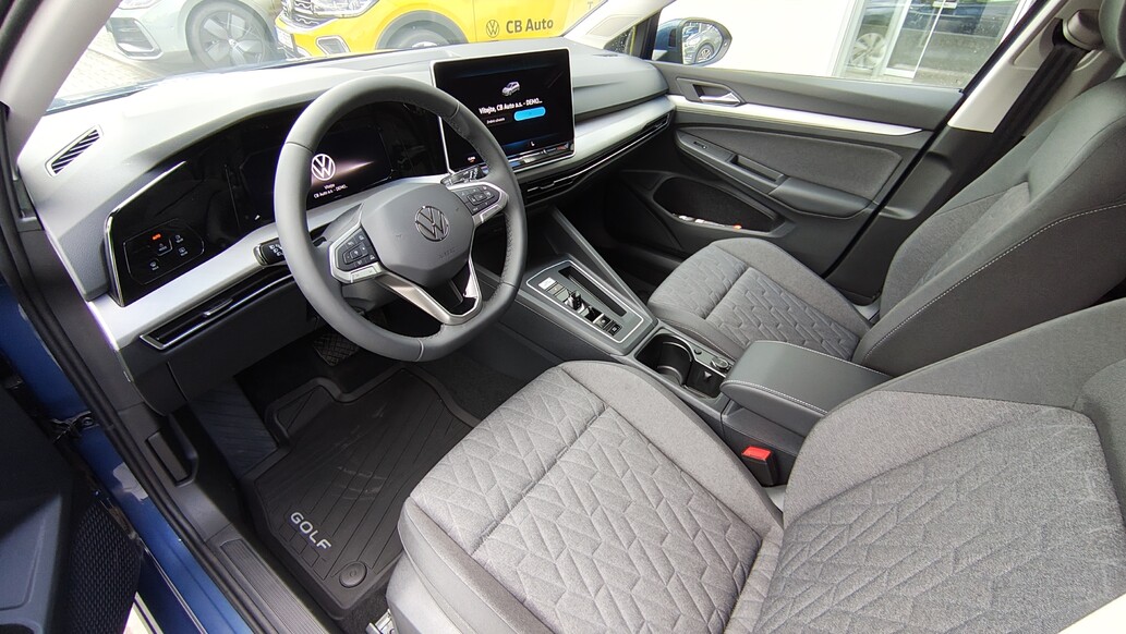 Volkswagen Golf, People