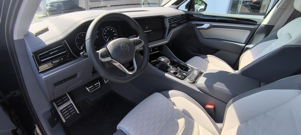 Volkswagen Touareg, R-Line