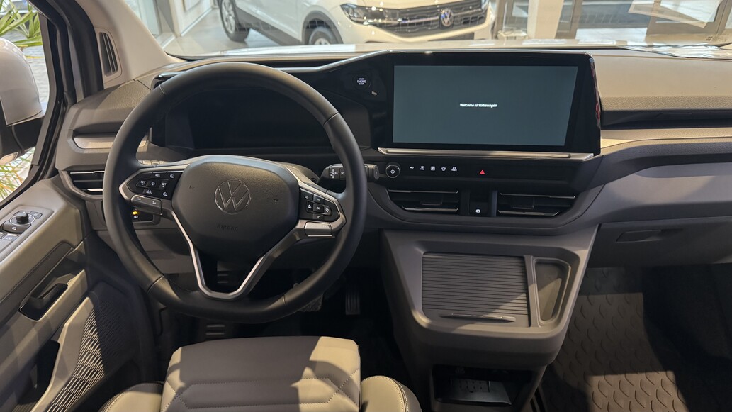 Volkswagen užitkov&eacute; Caravelle, Style KR