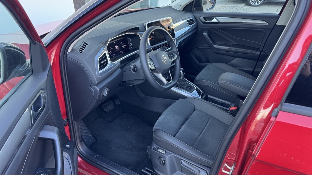 Volkswagen T-Roc, Style