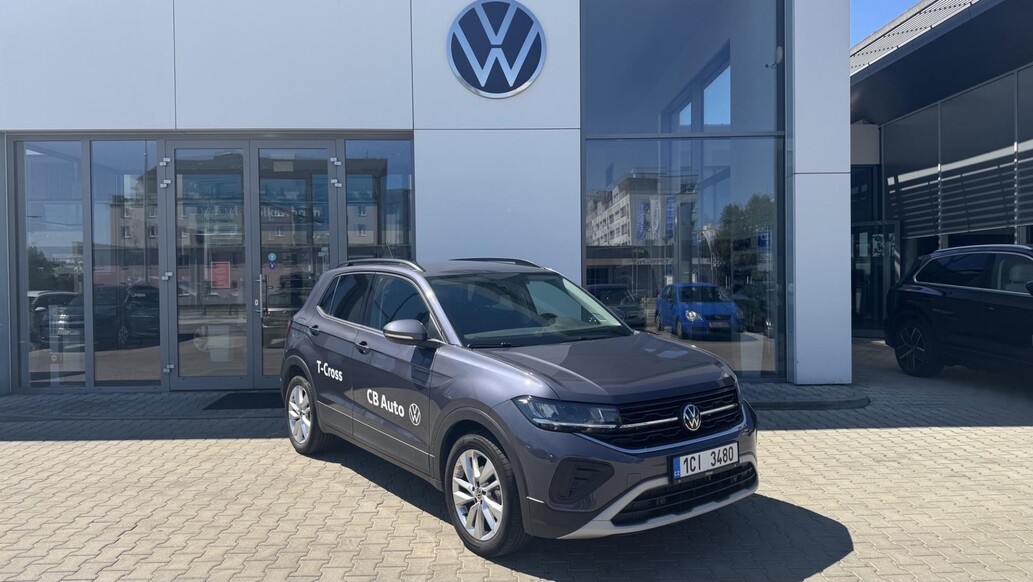 Volkswagen T-Cross, People