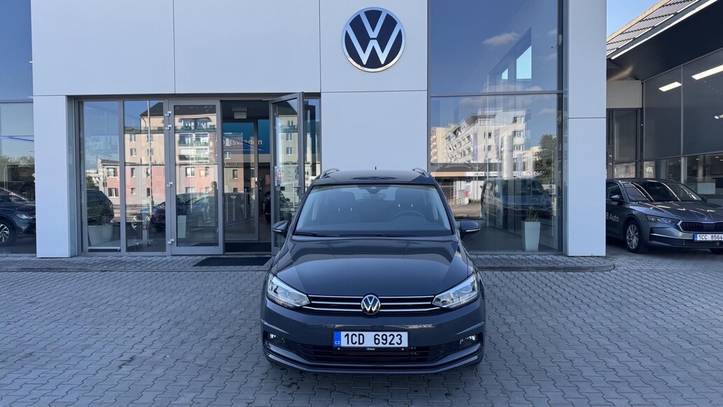 Volkswagen Touran, People