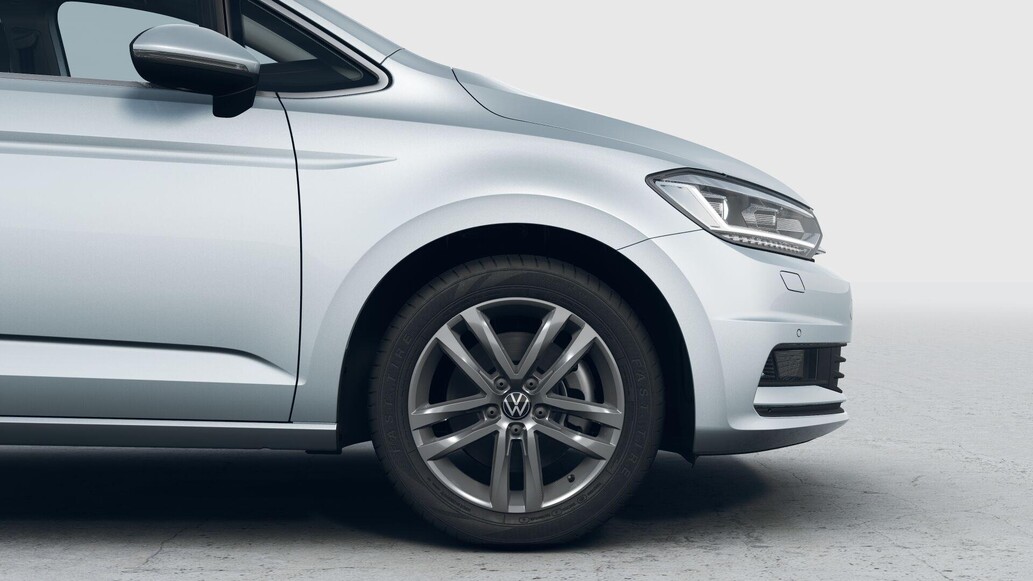 Volkswagen Touran, People