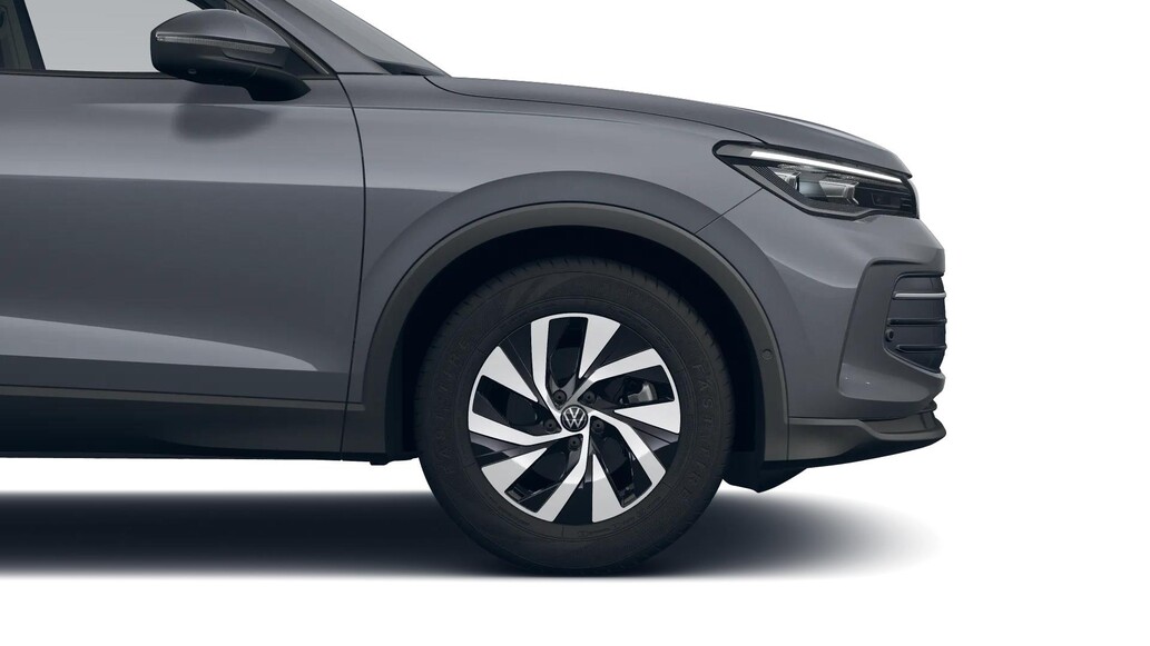 Volkswagen Tiguan, People