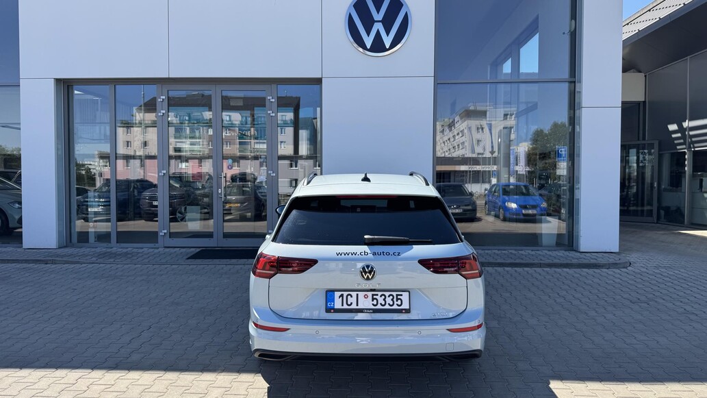 Volkswagen Golf Variant, People