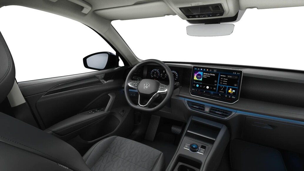 Volkswagen Tiguan, Love