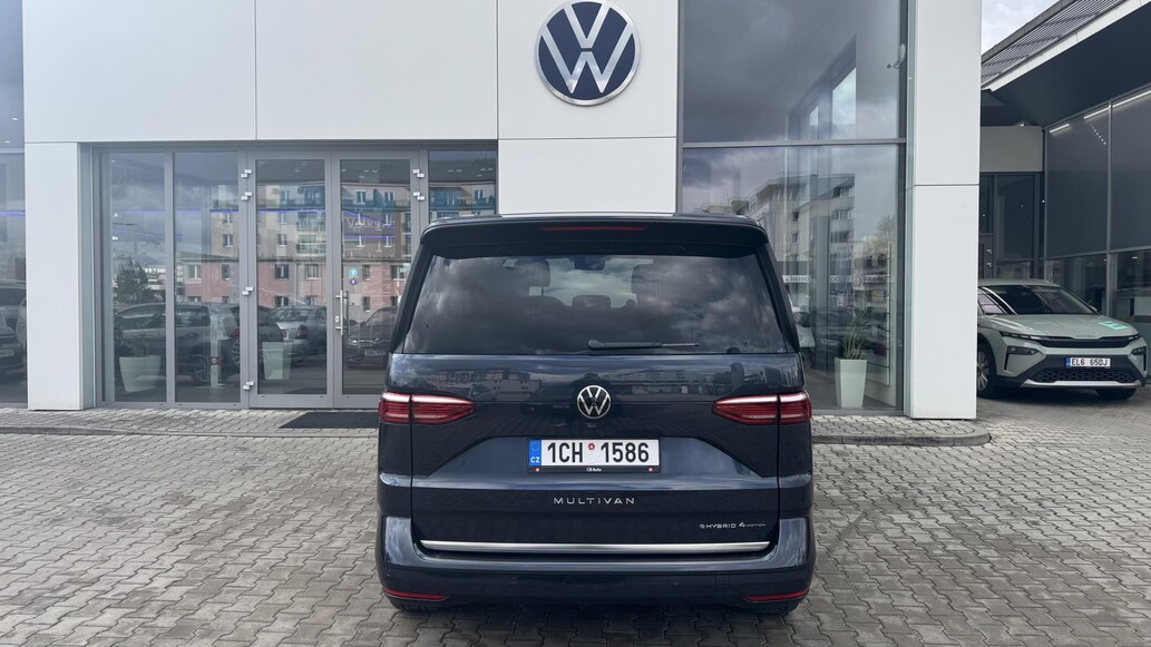 Volkswagen užitkov&eacute; Multivan, Style