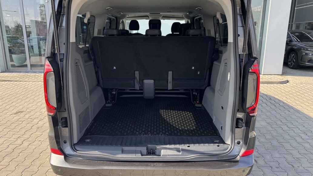 Volkswagen užitkové Caravelle, Style