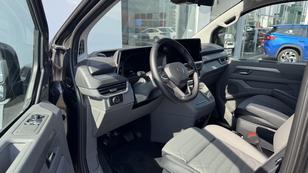 Volkswagen užitkové Caravelle, Style