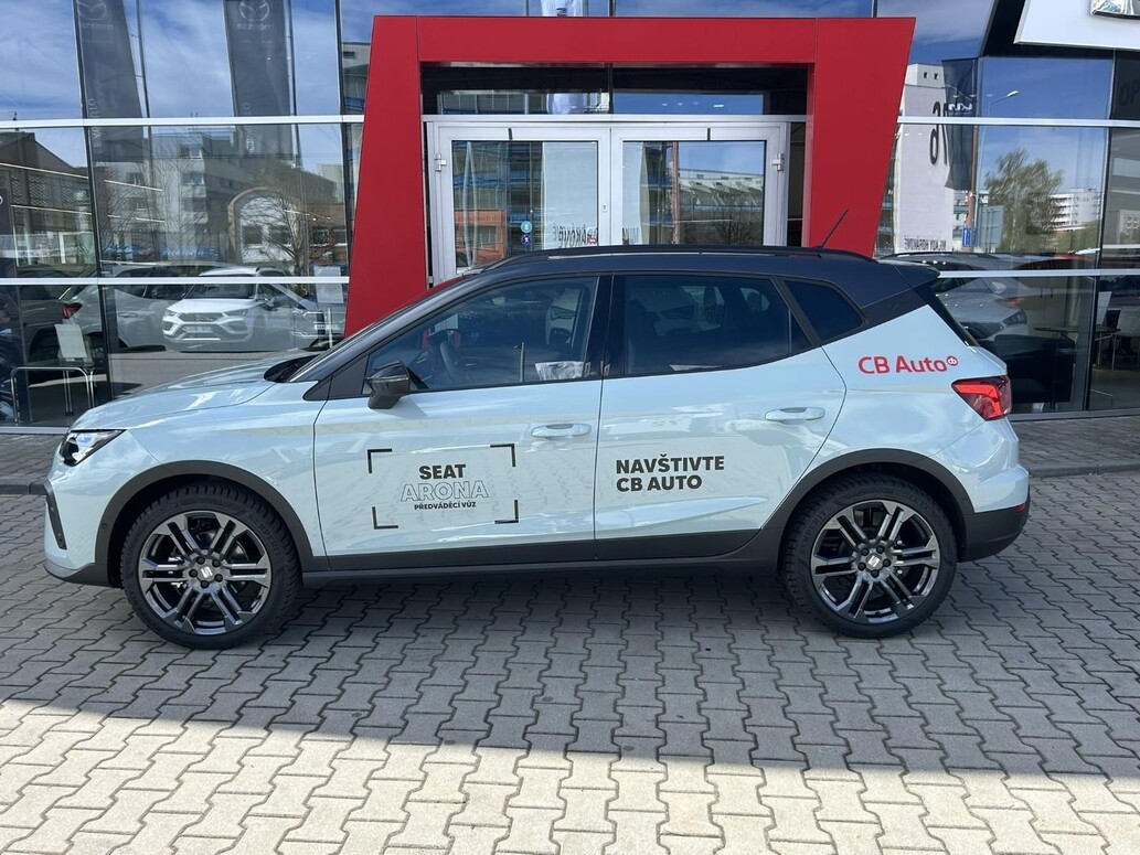 SEAT Arona, FR