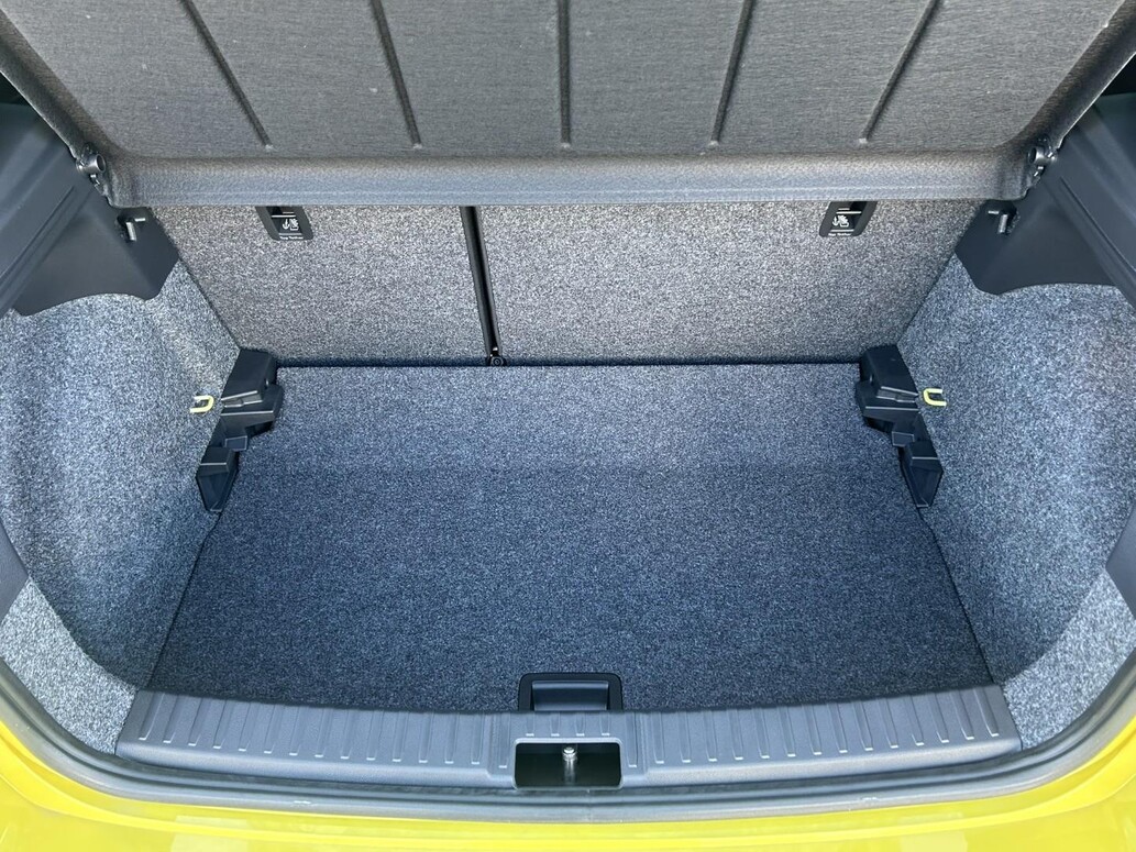SEAT Ibiza, FR