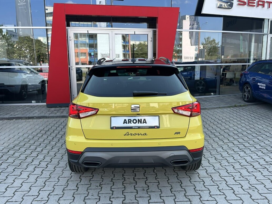 SEAT Arona, FR