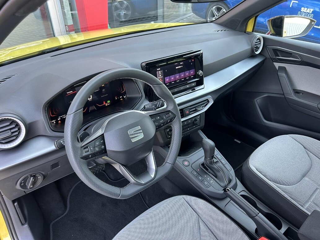 SEAT Arona, FR