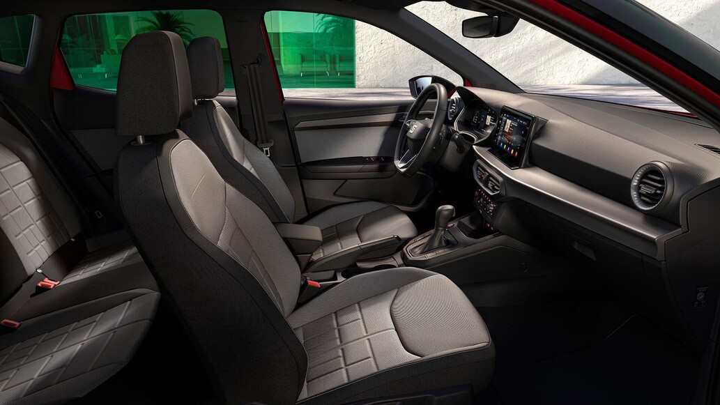 SEAT Arona, FR