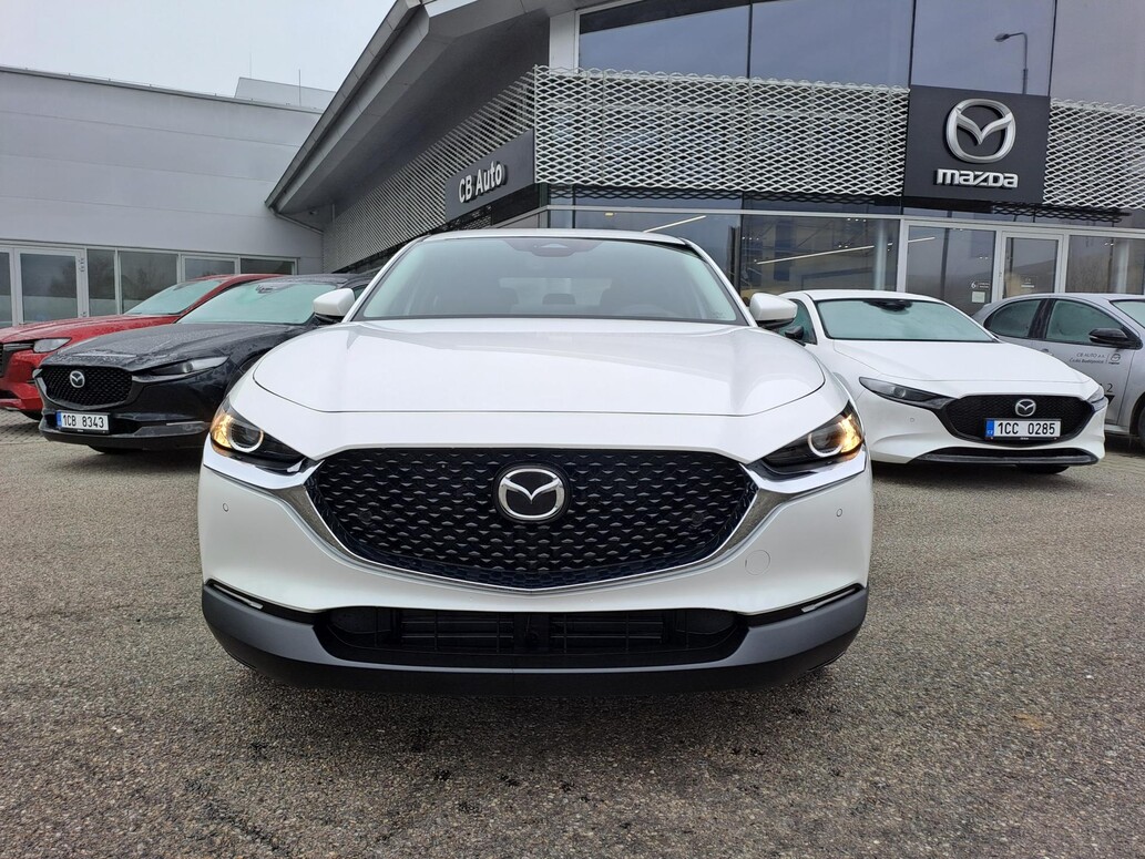 Mazda CX-30, Center-Line