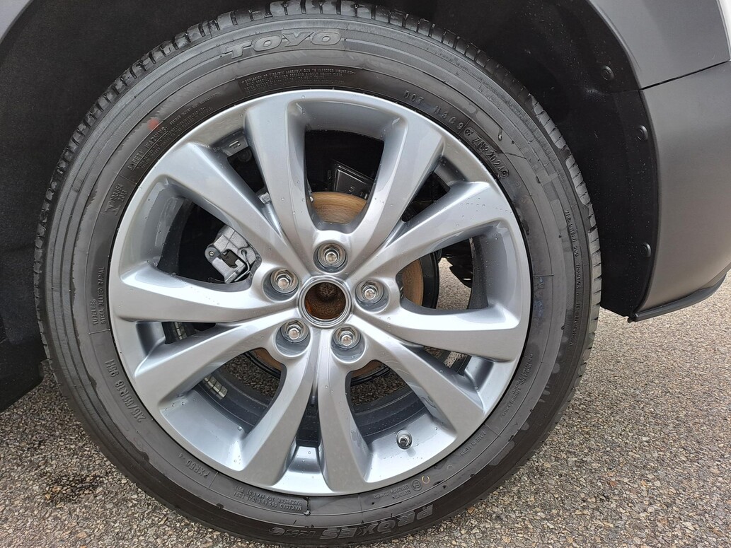 Mazda CX-30, Center-Line