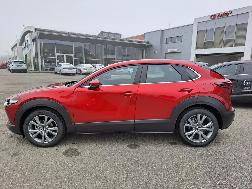 Mazda CX-30, Center - Line