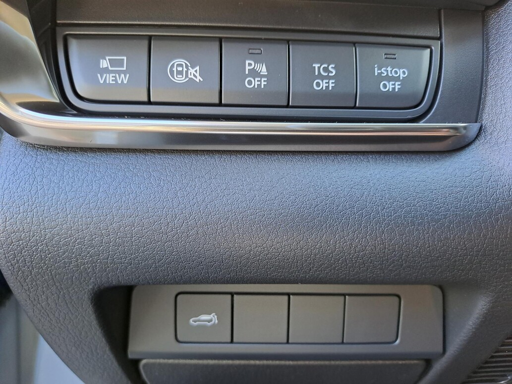 Mazda CX-30, Exclusive-Line