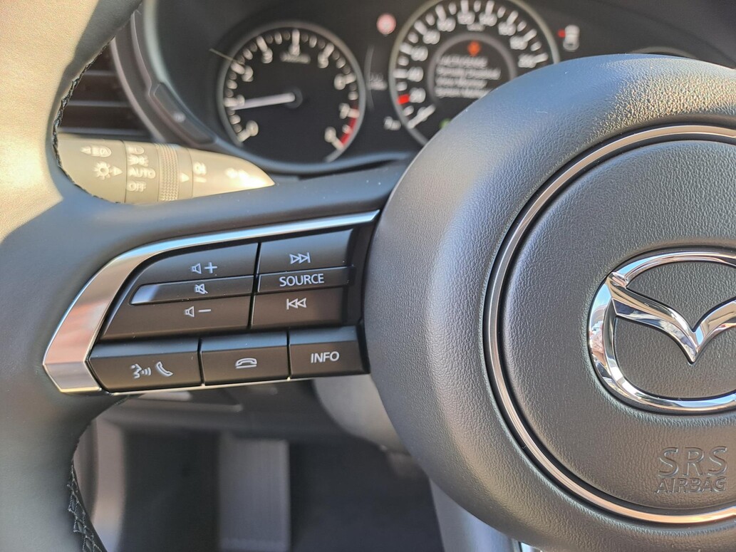 Mazda CX-30, Exclusive-Line