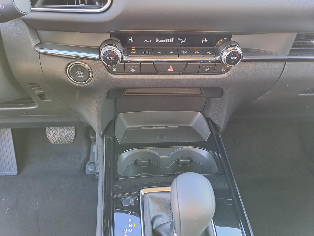 Mazda CX-30, Exclusive-Line