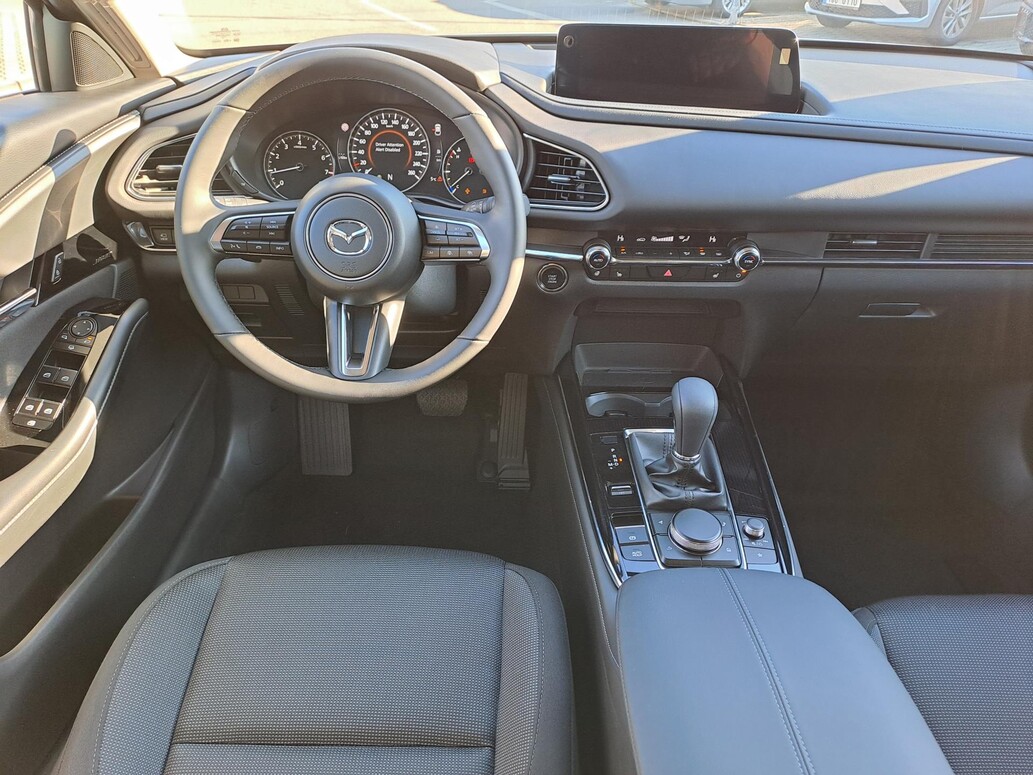 Mazda CX-30, Exclusive-Line