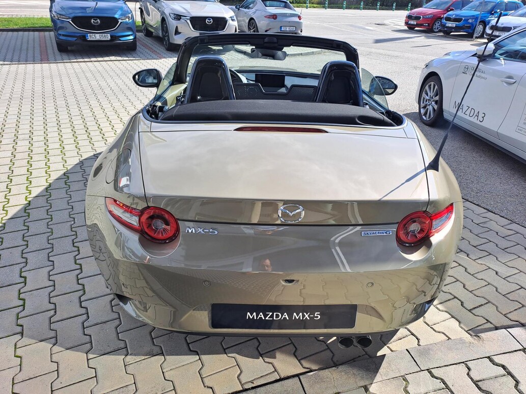 Mazda MX-5, KAZARI