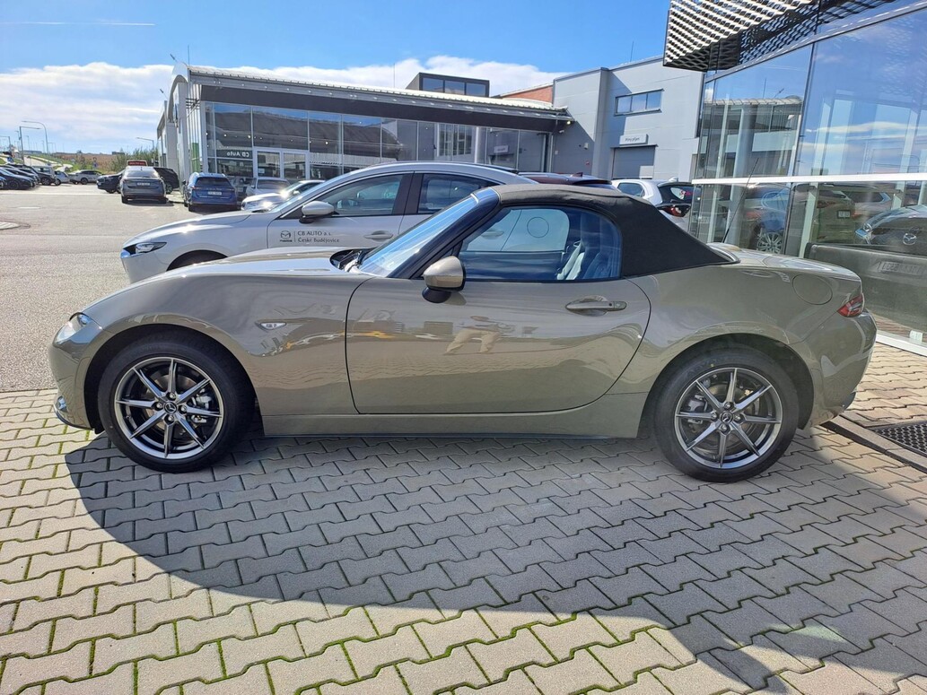 Mazda MX-5, KAZARI