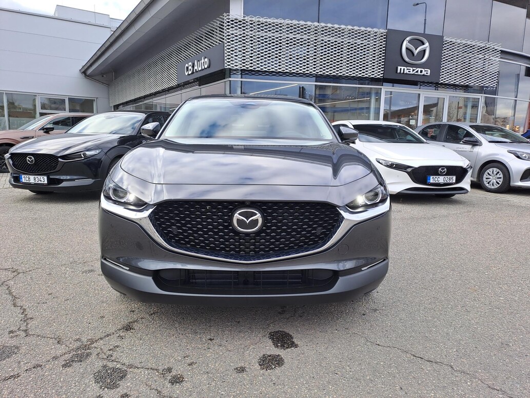 Mazda CX-30, Exclusive-line