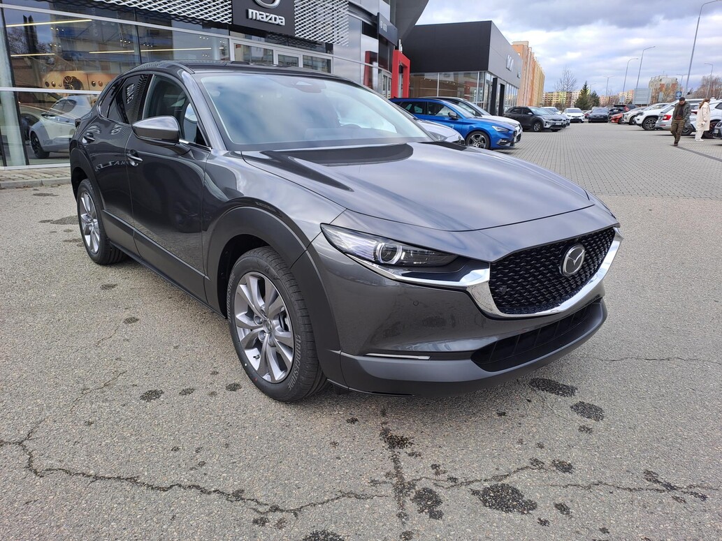 Mazda CX-30, Exclusive-line