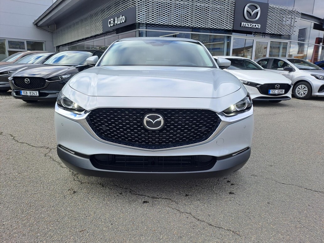 Mazda CX-30, Exclusive-line