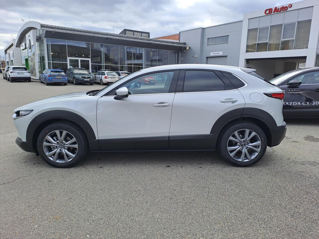 Mazda CX-30, Exclusive-line