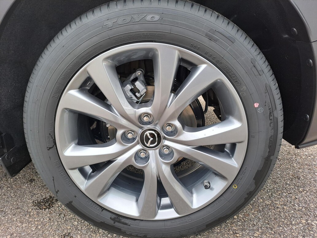 Mazda CX-30, Exclusive-line